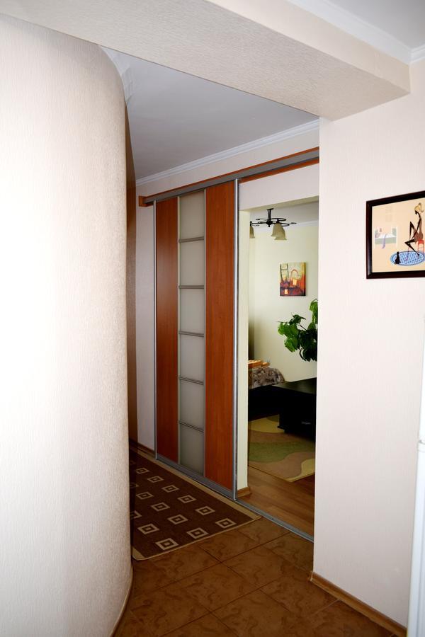Apartment On Krushelnitskoy 73 Rivne Exterior foto